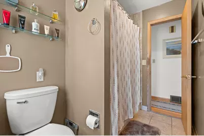 3645 S 75th St, Milwaukee, WI 53220 - Photo 15