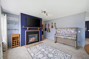 3207 N School St, Lima, WI 53085 - Photo 7