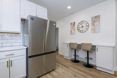 3328 S 9th St, Milwaukee, WI 53215 - Photo 17