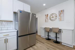 3328 S 9th St, Milwaukee, WI 53215 - Photo 17