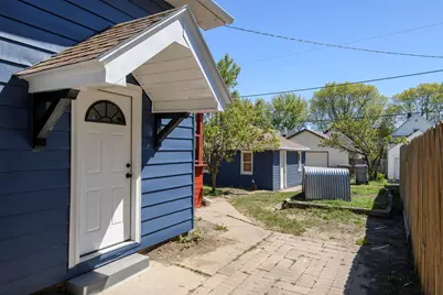 3328 S 9th St, Milwaukee, WI 53215 - Photo 47
