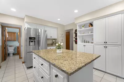 533  Oakland Ave, Mukwonago, WI 53149 - Photo 9