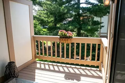 709 S Lake Shore Dr #4F, Lake Geneva, WI 53147 - Photo 15
