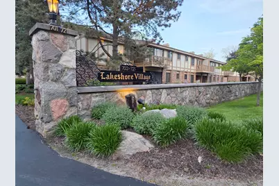 709 S Lake Shore Dr #4F, Lake Geneva, WI 53147 - Photo 1