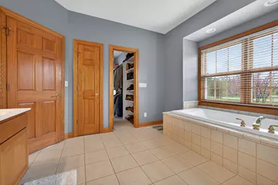 1578  Fox Hollow Ln, Cedarburg, WI 53012 - Photo 25