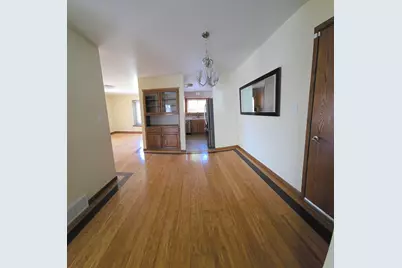 4077 W College Ave, Franklin, WI 53132 - Photo 7