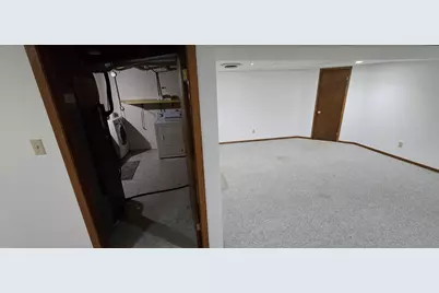 4077 W College Ave, Franklin, WI 53132 - Photo 17