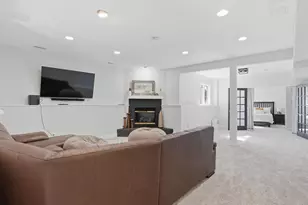 W126N6432 Willow Ct, Menomonee Falls, WI 53051 - Photo 45