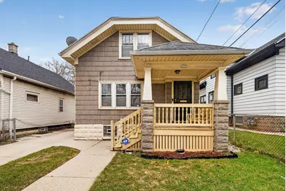 127 W Ring St, Milwaukee, WI 53212 - Photo 1