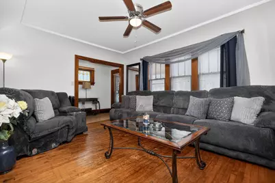 127 W Ring St, Milwaukee, WI 53212 - Photo 5