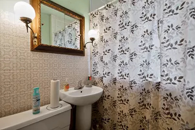 127 W Ring St, Milwaukee, WI 53212 - Photo 11