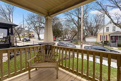 127 W Ring St, Milwaukee, WI 53212 - Photo 3