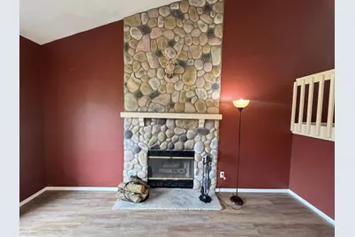 W354N5766  Lisbon Rd, Oconomowoc, WI 53066 - Photo 9