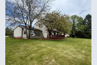 W354N5766  Lisbon Rd, Oconomowoc, WI 53066 - Photo 3