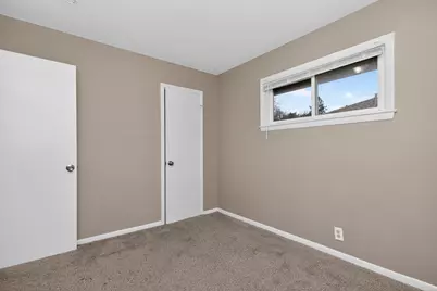 8815 W Monrovia Ave, Milwaukee, WI 53225 - Photo 11