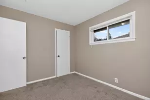 8815 W Monrovia Ave, Milwaukee, WI 53225 - Photo 11