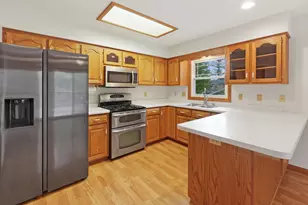 W200N16500 Pine Dr, Jackson, WI 53037 - Photo 7