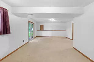 W200N16500 Pine Dr, Jackson, WI 53037 - Photo 21