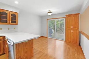 W200N16500 Pine Dr, Jackson, WI 53037 - Photo 9