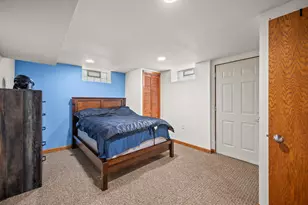 W162N11673 Park Ave, Germantown, WI 53022 - Photo 13