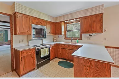 W307N7172  Club Ct, Merton, WI 53029 - Photo 11