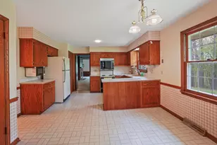 W307N7172 Club Ct, Merton, WI 53029 - Photo 9