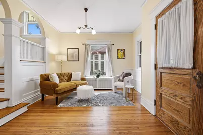 2919 N Hackett Ave, Milwaukee, WI 53211 - Photo 3