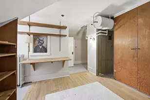 2919 N Hackett Ave, Milwaukee, WI 53211 - Photo 21