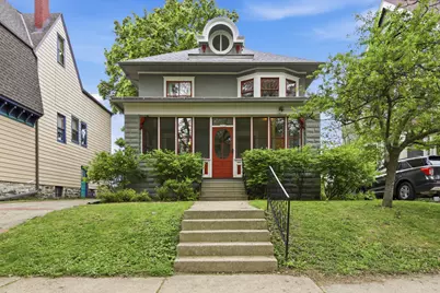 2919 N Hackett Ave, Milwaukee, WI 53211 - Photo 1