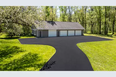 1041  Horns Corners Rd, Cedarburg, WI 53012 - Photo 25