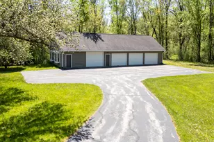 1041 Horns Corners Rd, Cedarburg, WI 53012 - Photo 25