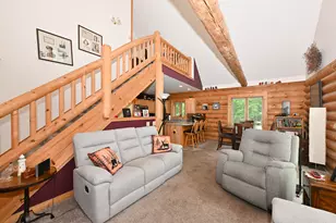 685 Williams Dr, Cedarburg, WI 53012 - Photo 5