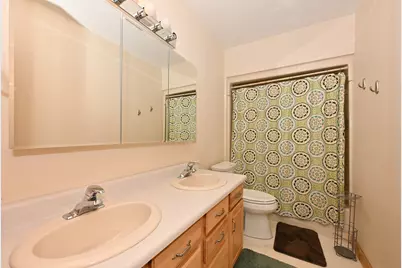 685  Williams Dr, Cedarburg, WI 53012 - Photo 23