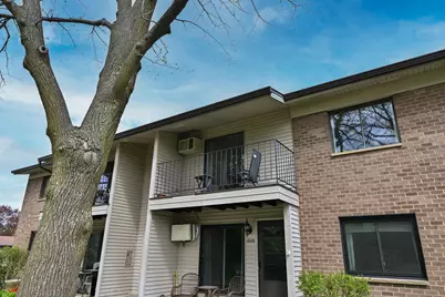 1684 S Carriage Ln, New Berlin, WI 53151 - Photo 21