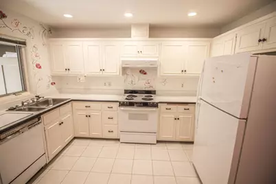 2114 W Norfolk Ct #81, Mequon, WI 53092 - Photo 5