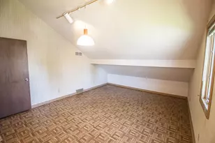 2114 W Norfolk Ct, Mequon, WI 53092 - Photo 77
