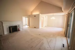2114 W Norfolk Ct, Mequon, WI 53092 - Photo 3