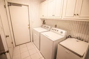 2114 W Norfolk Ct, Mequon, WI 53092 - Photo 25