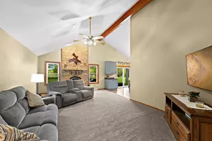 3180 124th St, Pleasant Prairie, WI 53158 - Photo 9