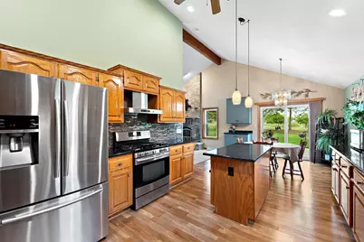 3180  124th St, Pleasant Prairie, WI 53158 - Photo 3