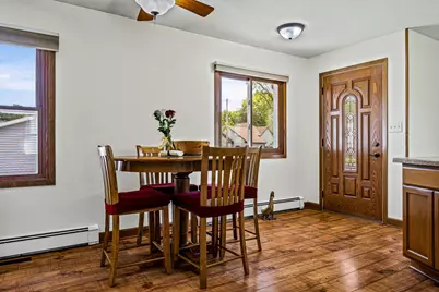1555  Young Dr, Onalaska, WI 54650 - Photo 5