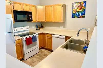 S77W19593  Lakewood Dr, Muskego, WI 53150 - Photo 5