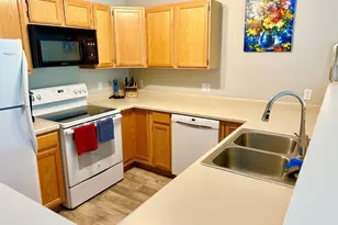 S77W19593 Lakewood Dr, Muskego, WI 53150 - Photo 5
