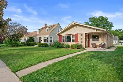 3216 N 88th St, Milwaukee, WI 53222 - Photo 3