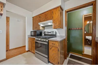 3216 N 88th St, Milwaukee, WI 53222 - Photo 11