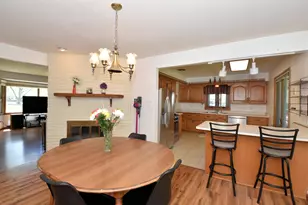 1526 Greenway Terrace, Waukesha, WI 53186 - Photo 7