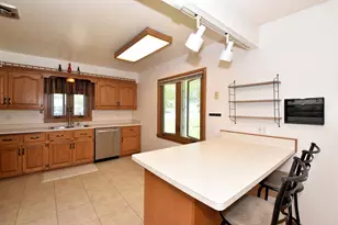 1526 Greenway Terrace, Waukesha, WI 53186 - Photo 11