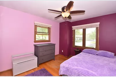 1526  Greenway Ter, Waukesha, WI 53186 - Photo 19