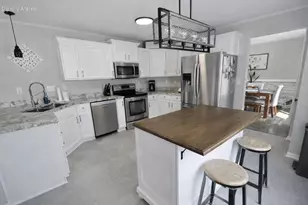 1607 Meadow Ln, Elkhorn, WI 53121 - Photo 7