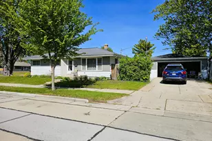 3605 Spruce St, Racine, WI 53403 - Photo 27